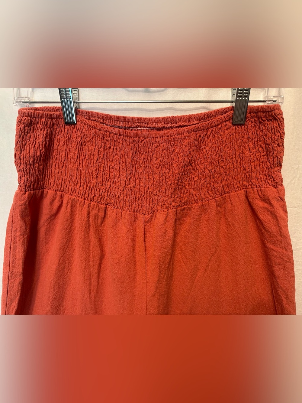 Cupshe Rust Orange Smocked Waist Wide Leg Ruffle Pants Medium Boho CAA02D4B001EE - Picture 7 of 8
